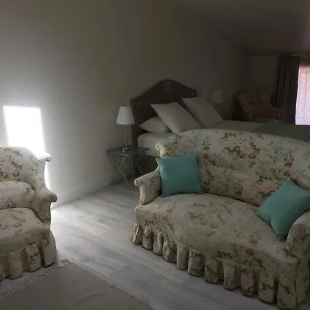 Bed & Breakfast Domaine En Castanet