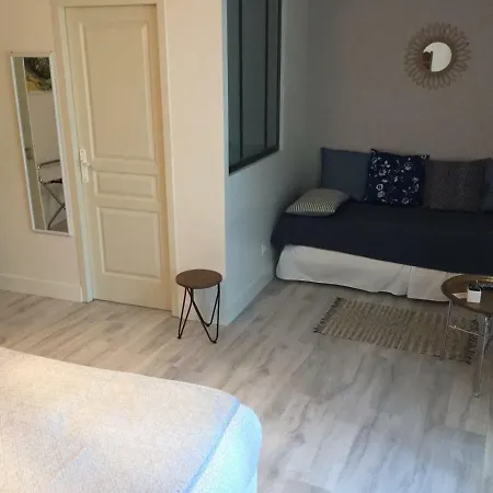 Bed & Breakfast Domaine En Castanet