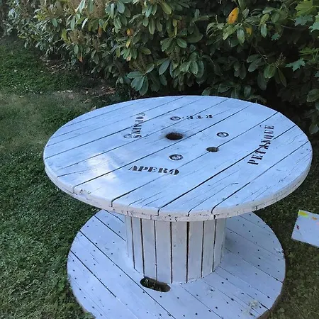 Domaine En Castanet Bed & Breakfast 3*