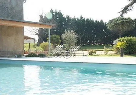 Bed & Breakfast Domaine En Castanet 3*