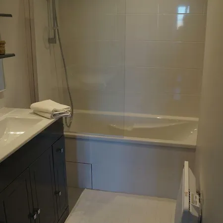 Domaine En Castanet Bed & Breakfast Caraman