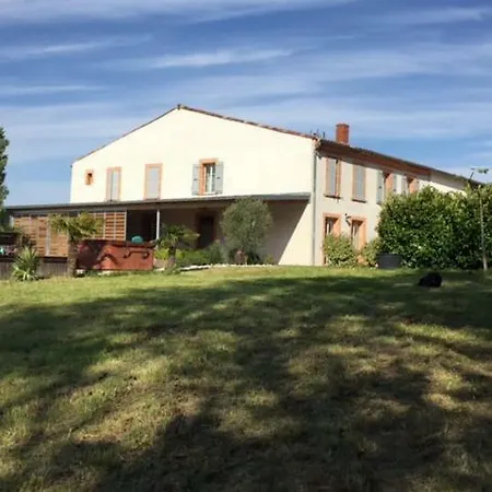 Domaine En Castanet Couette-café