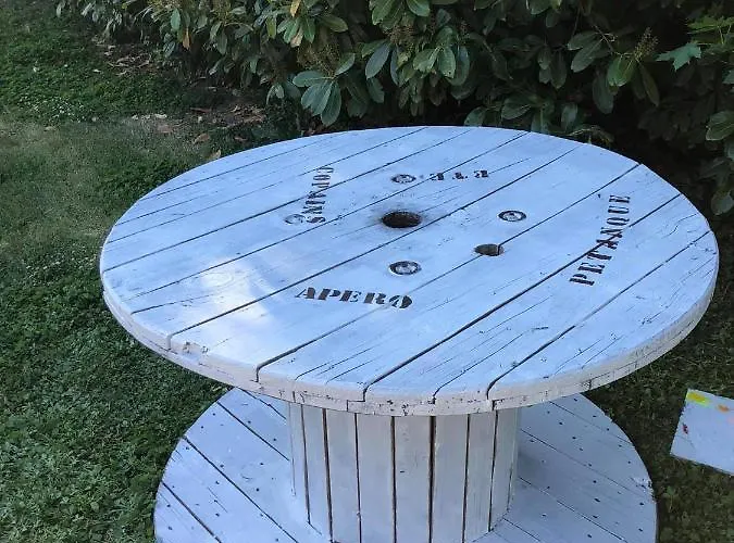 Domaine En Castanet Oda ve Kahvaltı 3*