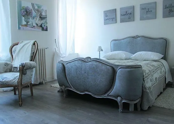 Domaine En Castanet 3* Caraman