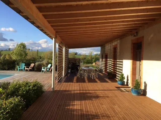 Domaine En Castanet Oda ve Kahvaltı