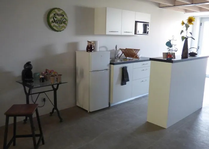 Domaine En Castanet فندق مبيت وإفطار